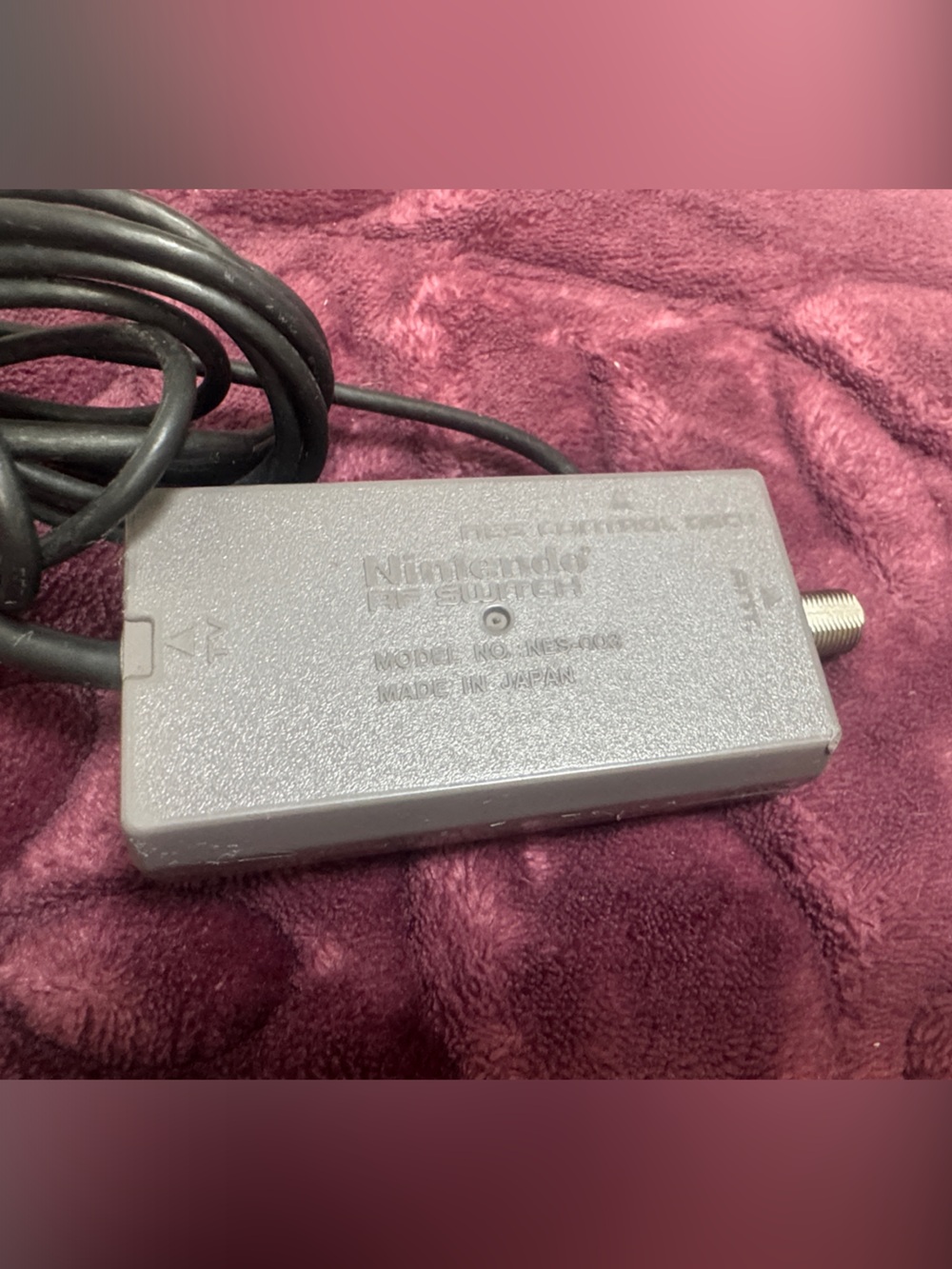 Nintendo RF Switch Adapter - Picture 3 of 3